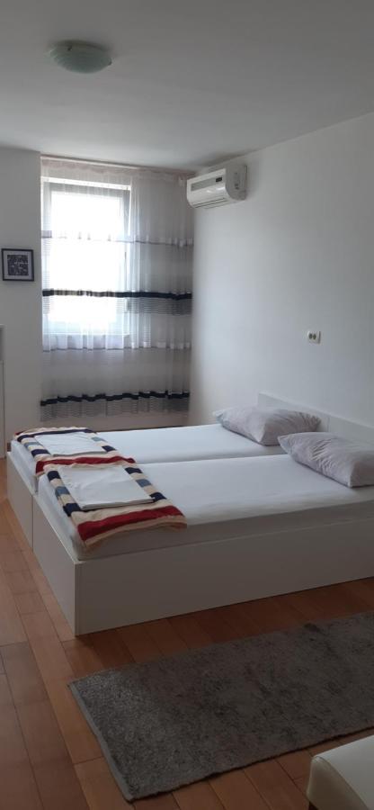 Apartman M 莫斯塔尔 外观 照片